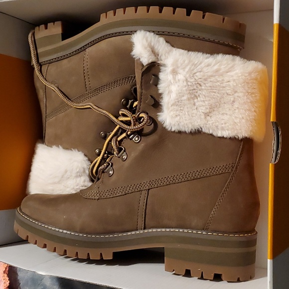 TIMBERLAND Women's Courmayeur Valley 6-Inch Waterproof Faux-Fur Boot (Olive) - Picture 5 of 5